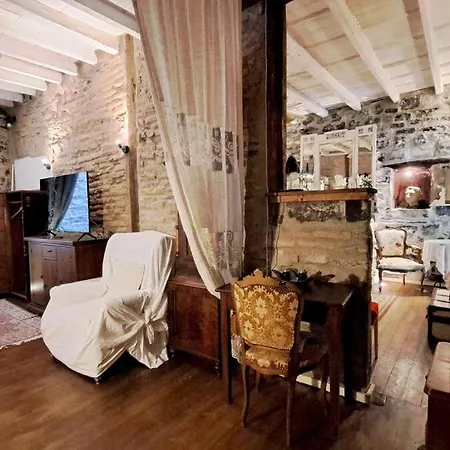 Casa Lopez New Como