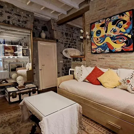 Casa Lopez New Como